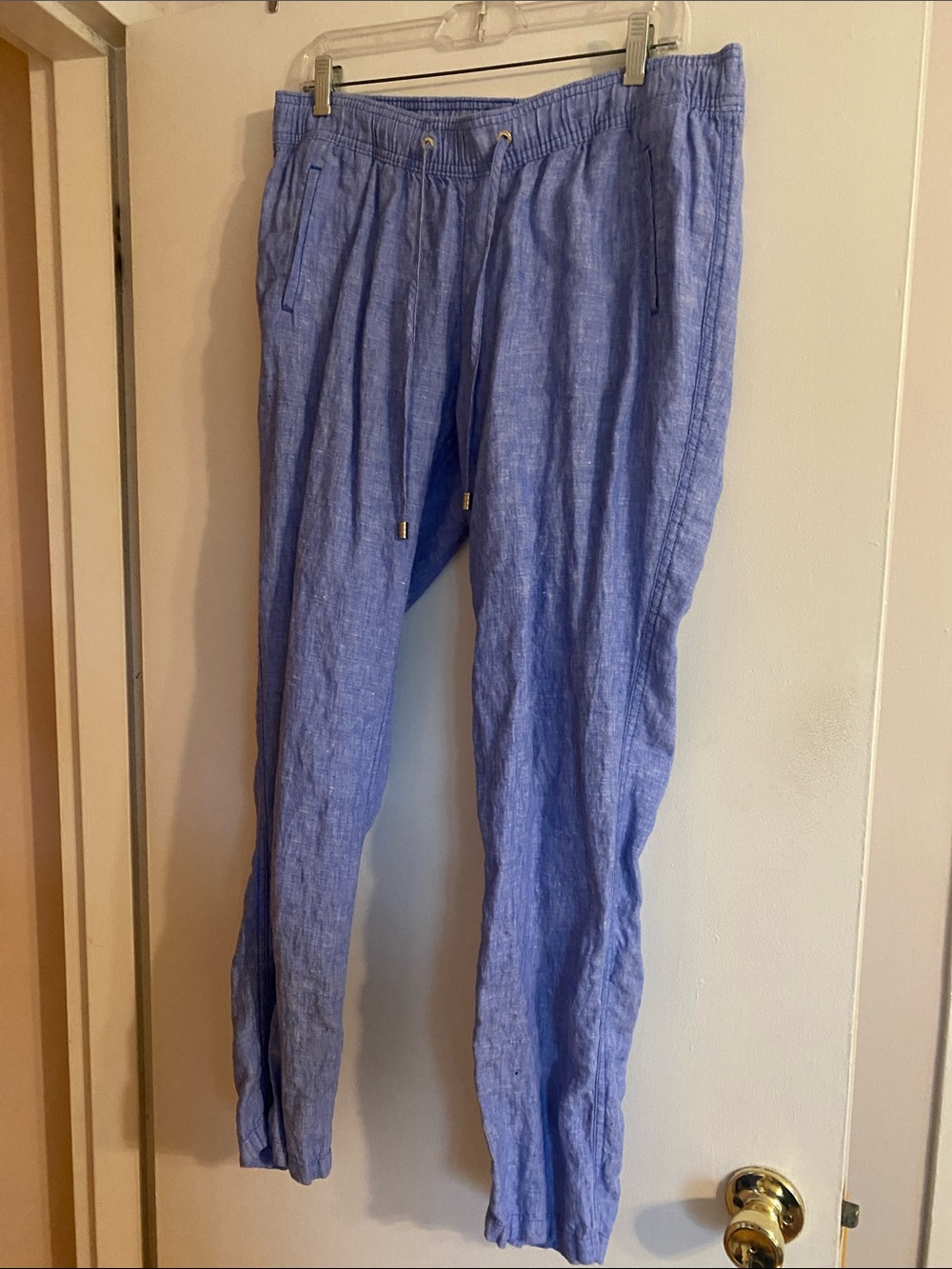 Lilly Pulitzer NWOT Light Blue Drawstring Linen Joggers. Size Large